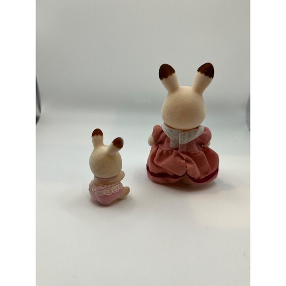 Calico Critters White Bunnies Hopscotch Rabbit Mother & Baby Figures - Picture 2 of 5